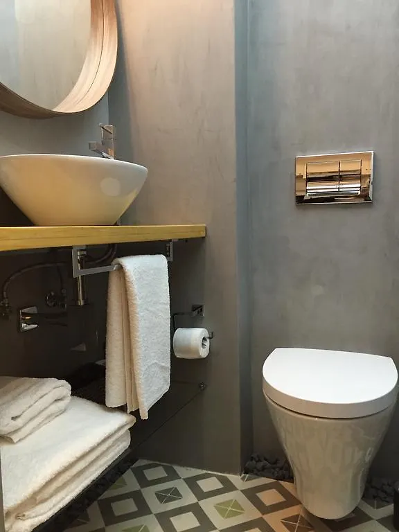 Apartment Ferienwohnung Downtown House Chiado Lissabon