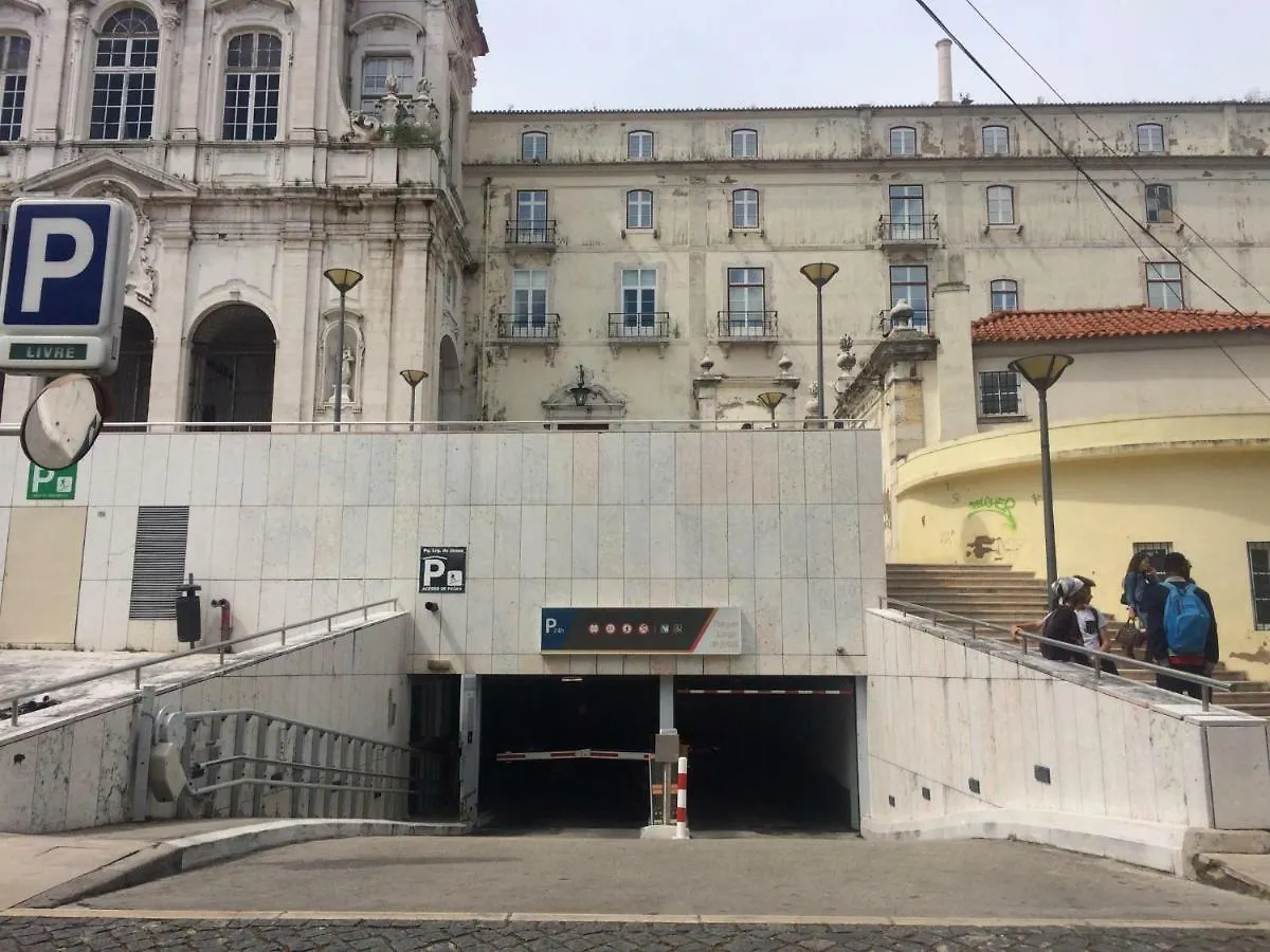 Apartment Ferienwohnung Downtown House Chiado Lissabon